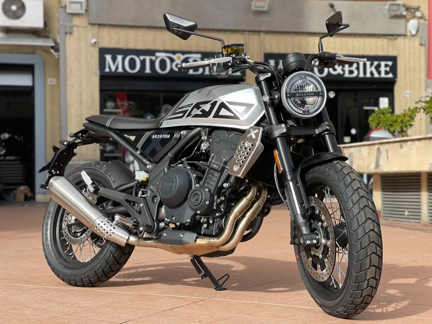 Brixton Crossfire 500 - 2