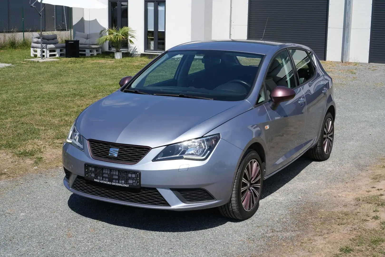 SEAT Ibiza Style 1. Hand, Inspektion + TÜV neu Zilver - 1
