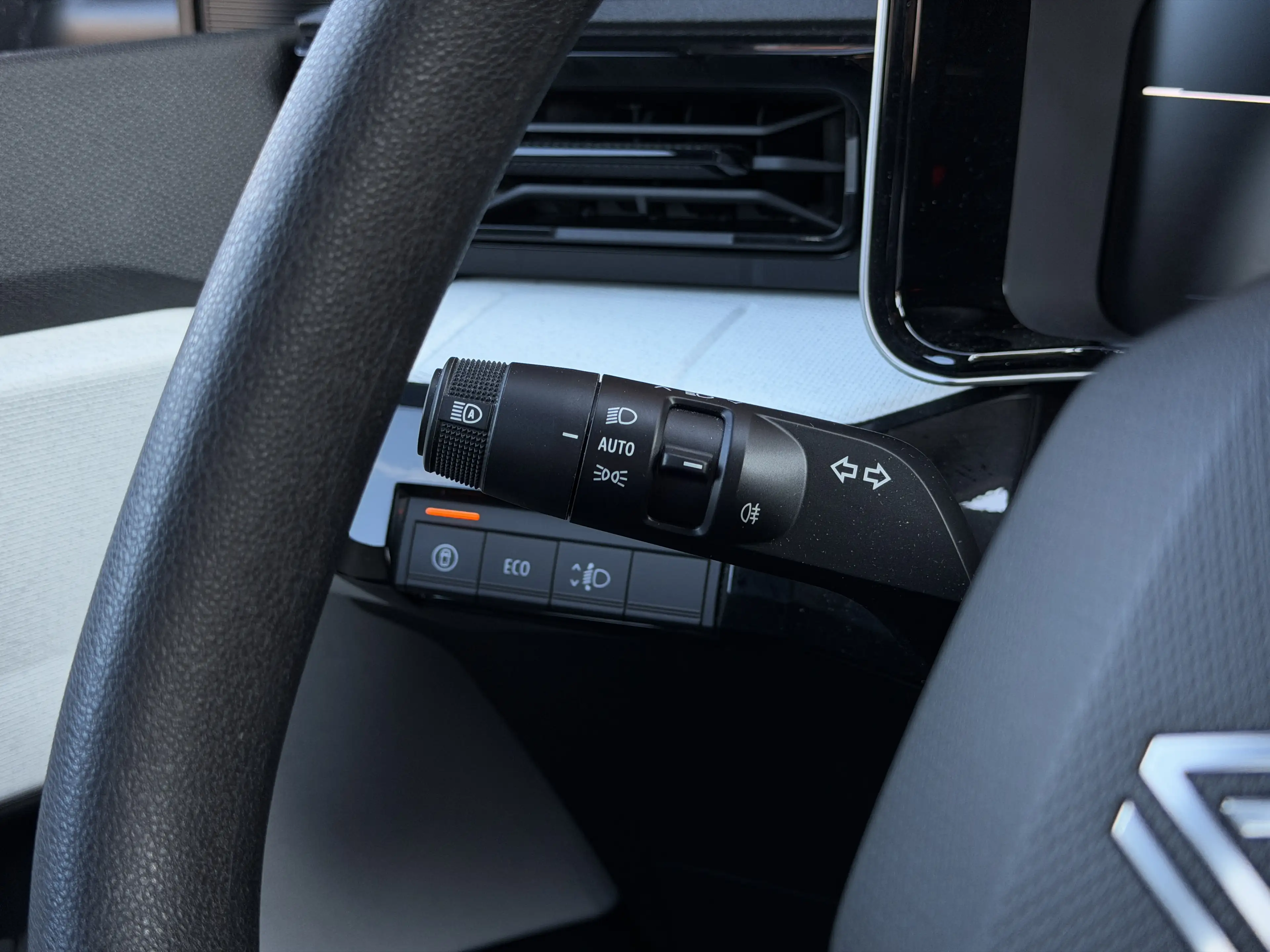 Renault R 5 E-TECH ELECTRIC 5 E-TECH Urban Range Techno 40 Kwh — photo 13