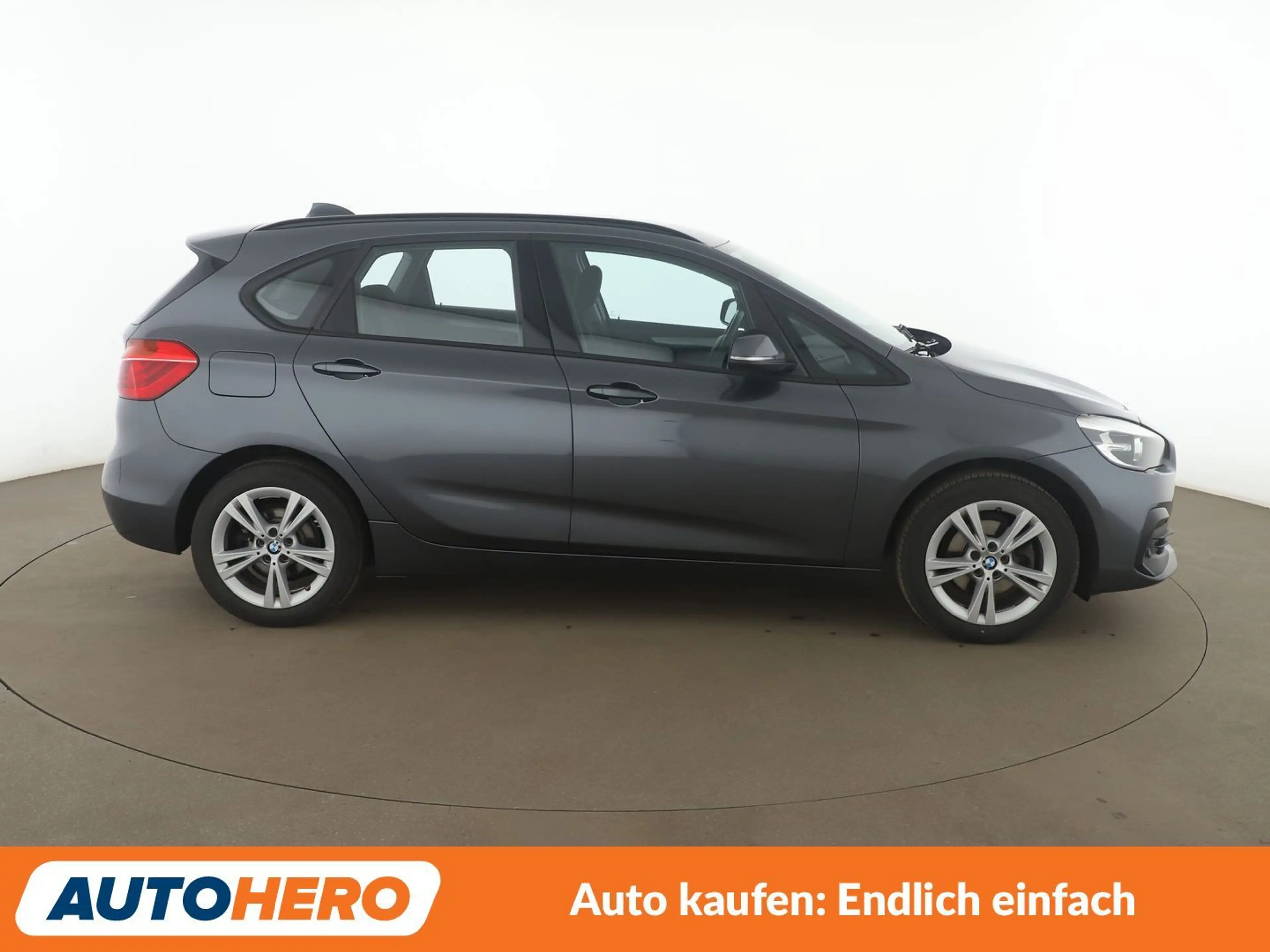 BMW 216 216d Active Tourer Advantage Aut.*NAVI*TEMPO*PDC* — photo 7