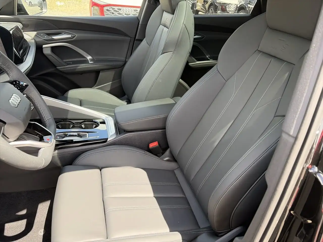 Audi Q5 photo Audi Q5