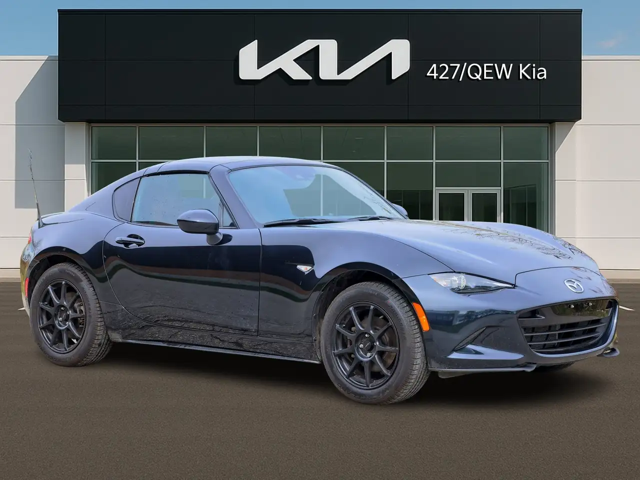 Mazda MX-5 Miata снимка Mazda MX-5 Miata