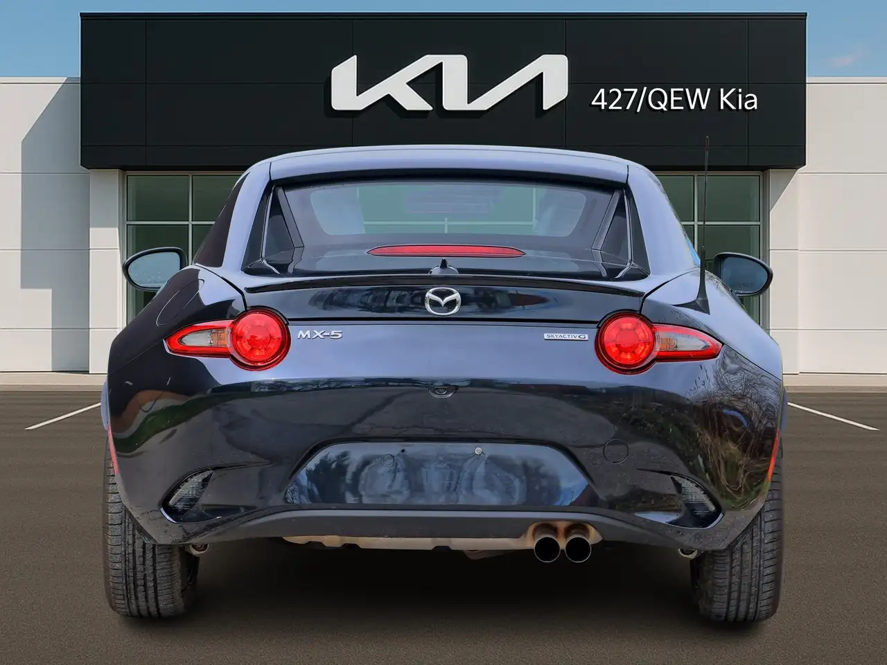 Mazda MX-5 Miata снимка Mazda MX-5 Miata