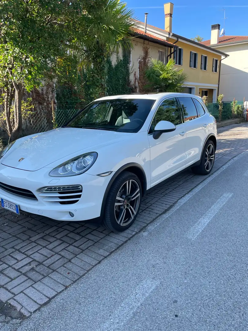 Porsche Cayenne 3.0 v6 tdi - 1