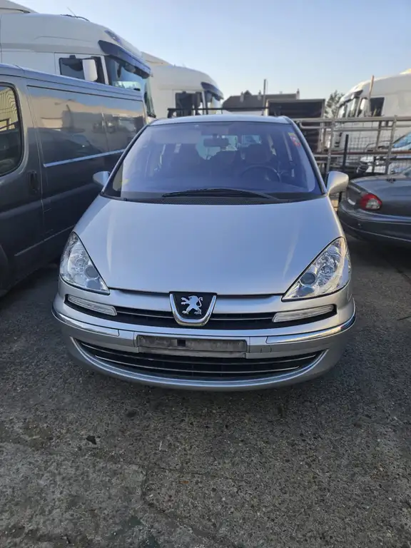 Peugeot 807 2008 из Европы — купить под ключ