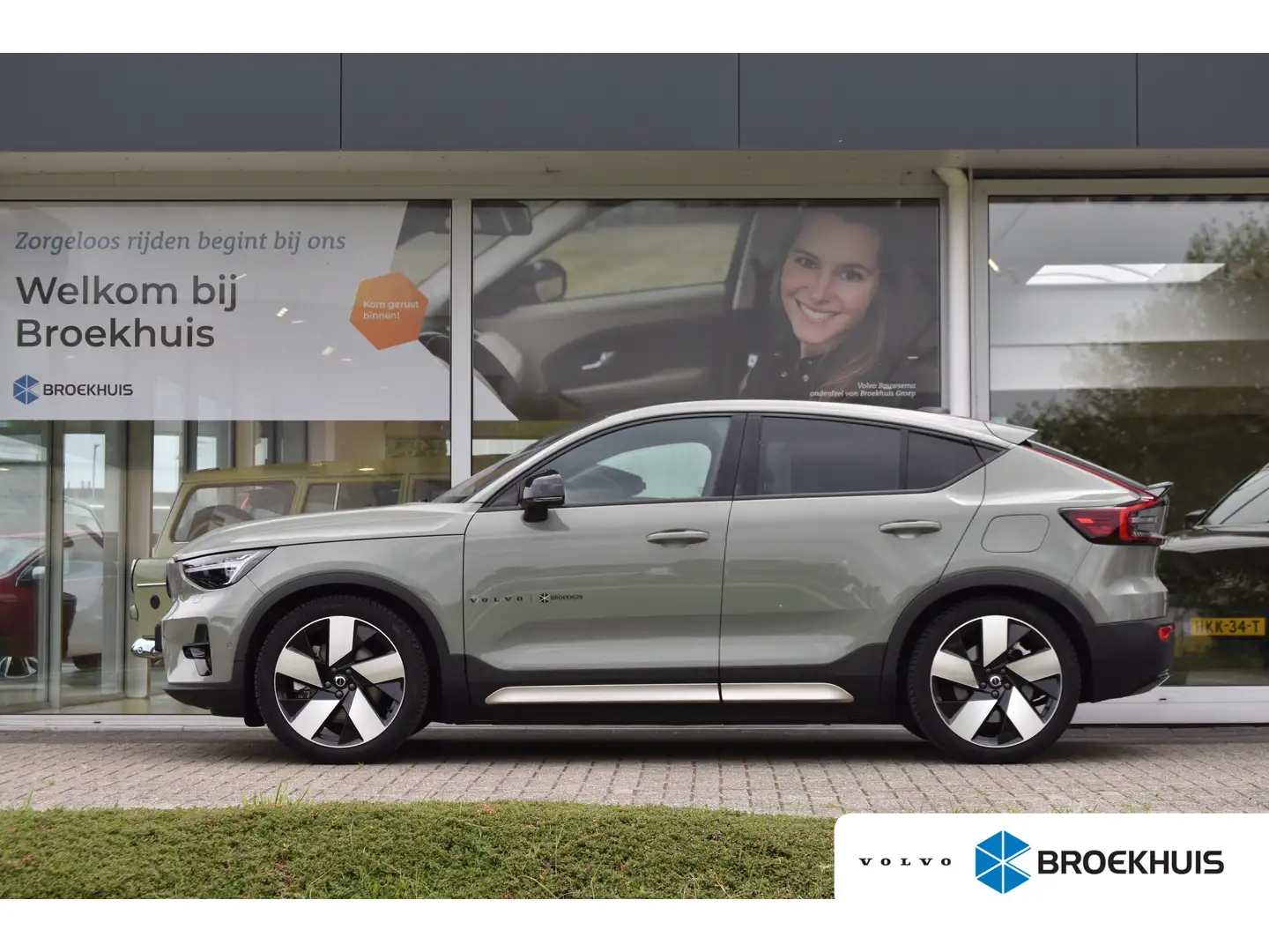 Volvo C40 Ultimate Extended Range 82 kWh Tailord Wool | Heic Verde - 1