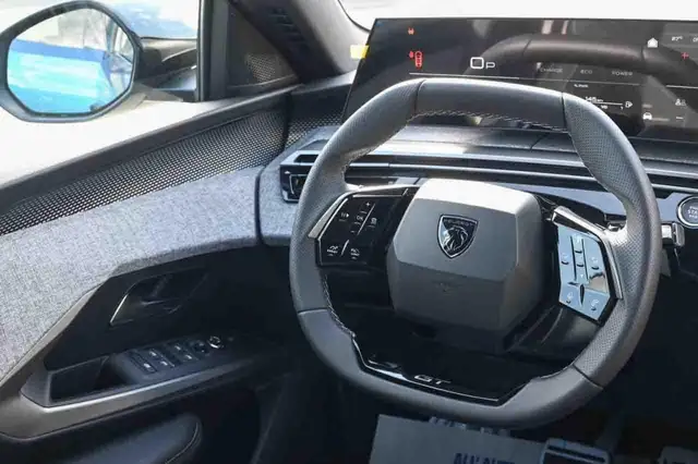 Peugeot 5008 view 14