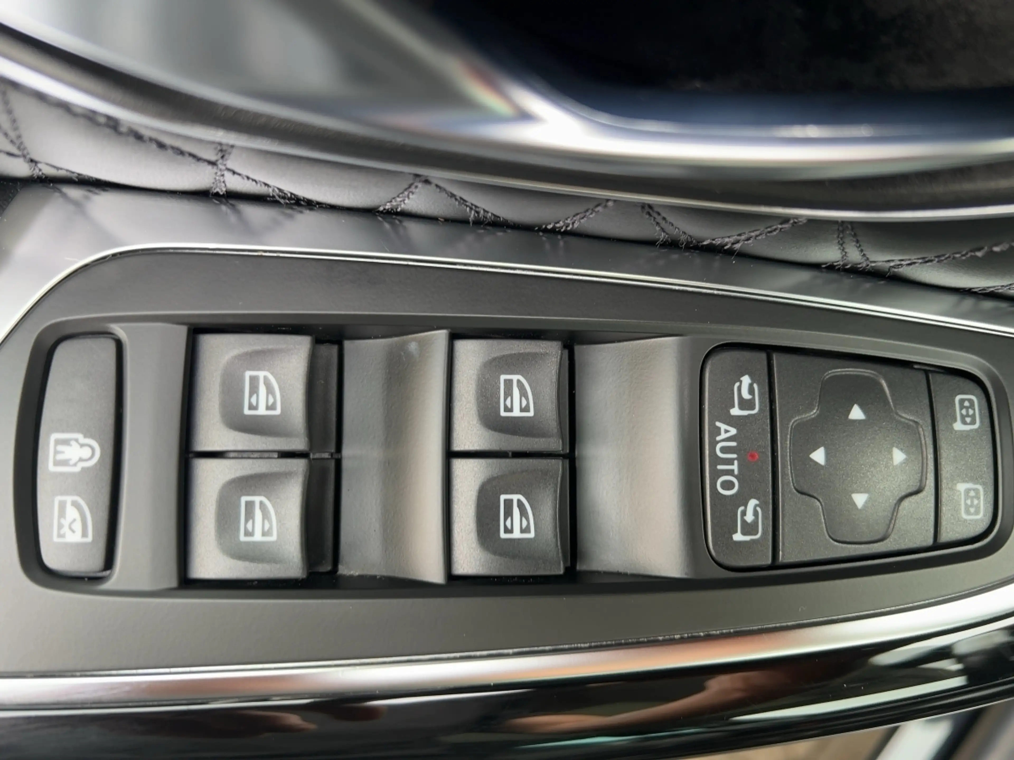 Renault Espace 2.0 DCI 190 INITIALE PARIS — photo 14