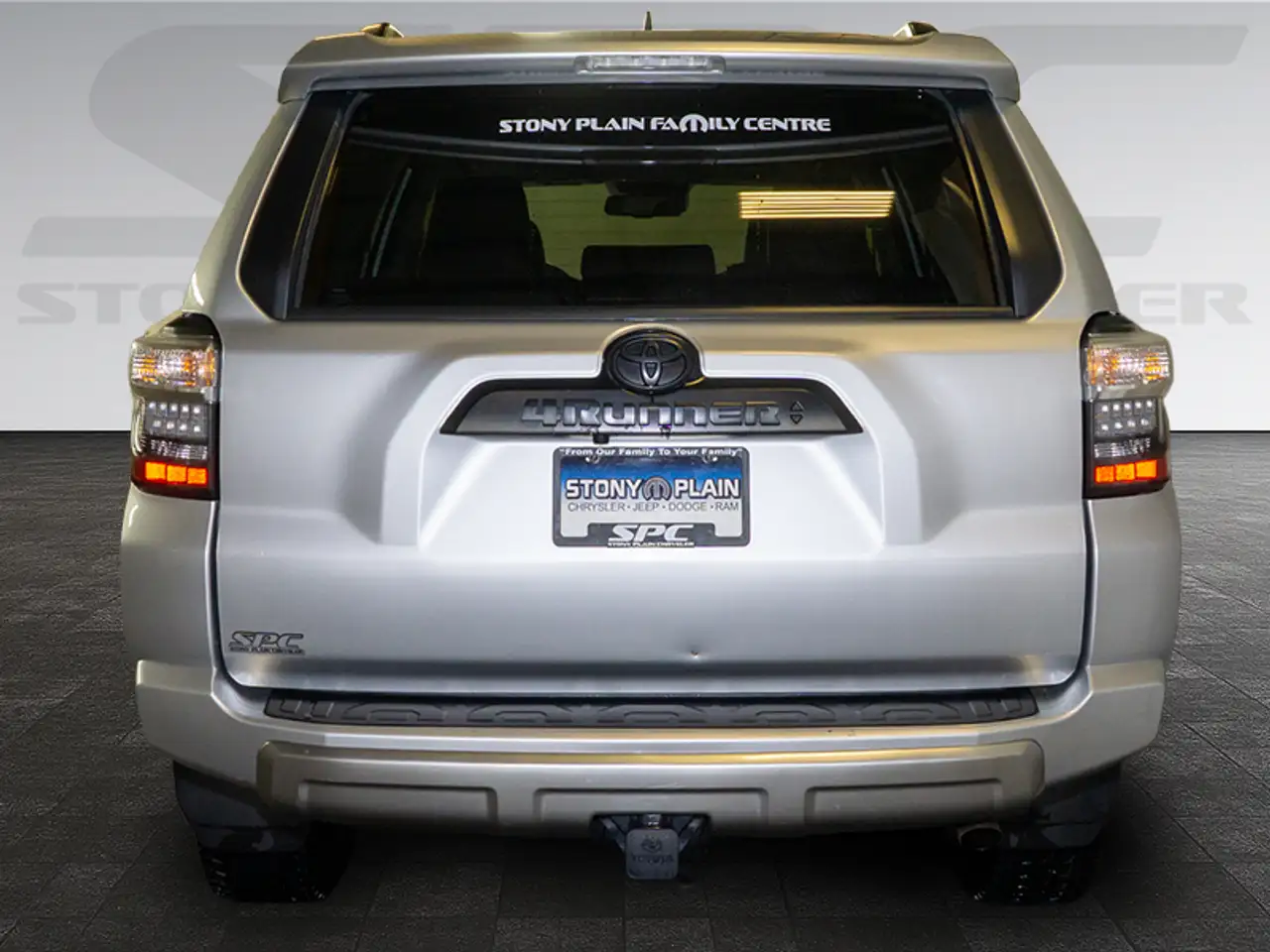 Toyota 4-Runner снимка Toyota 4-Runner