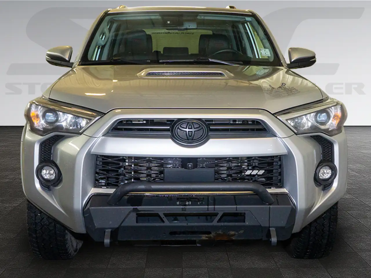 Toyota 4-Runner снимка Toyota 4-Runner