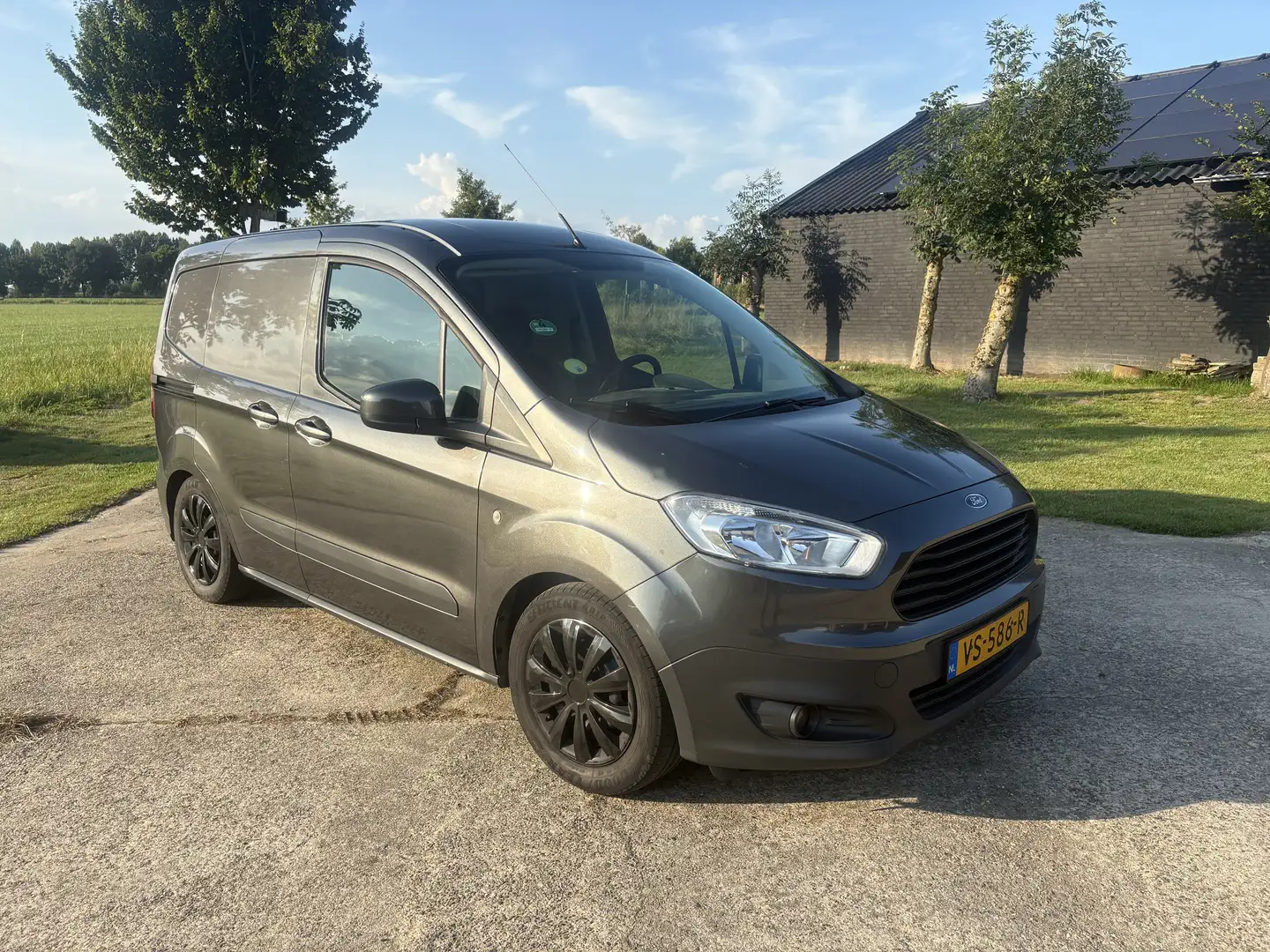 Ford Transit Courier 1.5 Tdci - 1