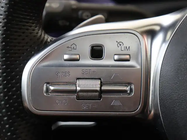 Mercedes-Benz Cla view 13