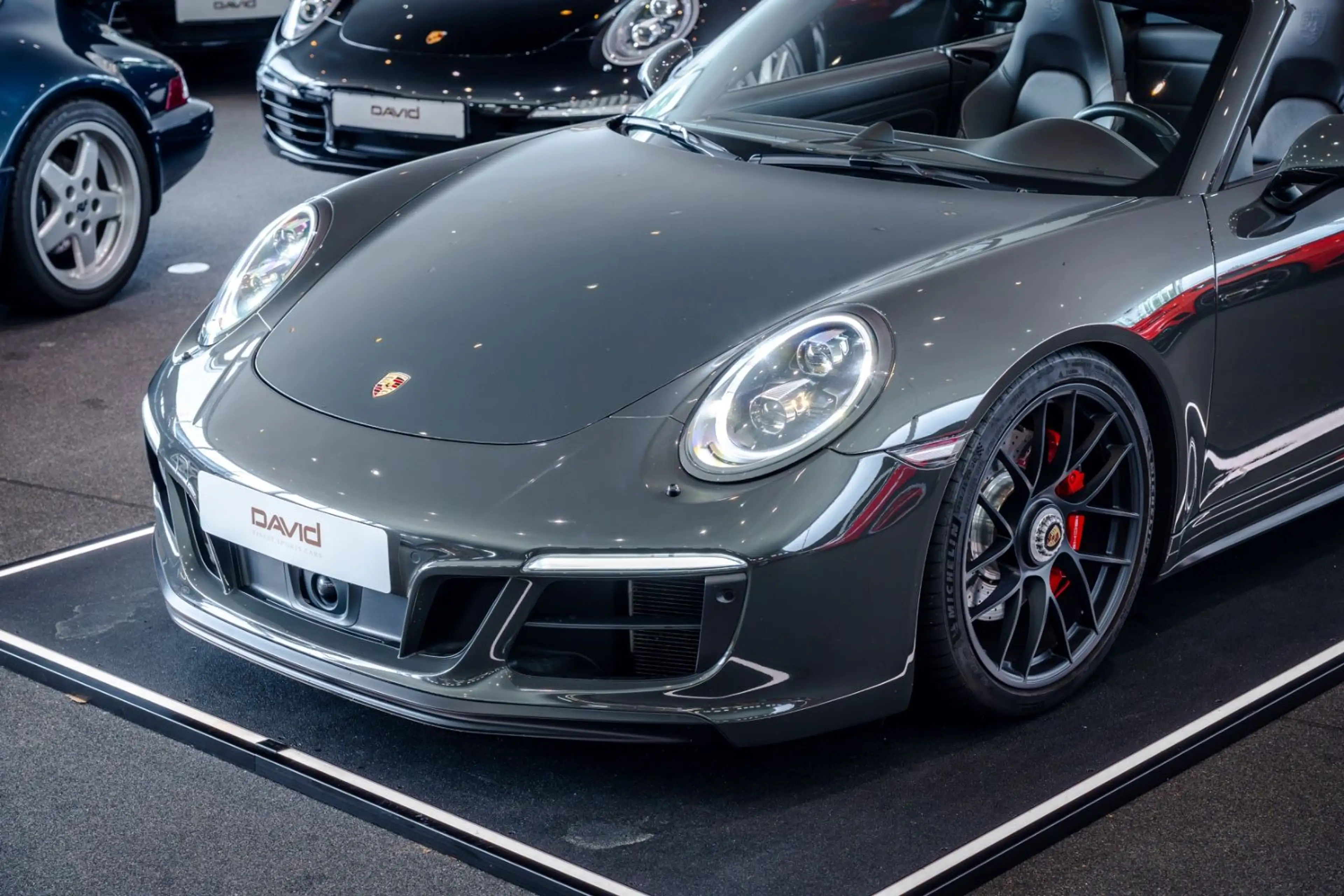 Porsche 991 .2 Carrera 4 GTS Cabrio *VAT*Exclusive*PTS* — photo 2