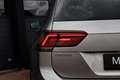 Volkswagen Tiguan 1.5 TSI ACT 2x R-Line /LED/PANODAK/STOELVERW./TREK Gris - thumbnail 27
