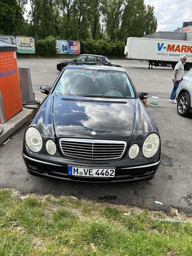 Mercedes-Benz E 200 E 200 Kompressor (211.042) Negro - 1