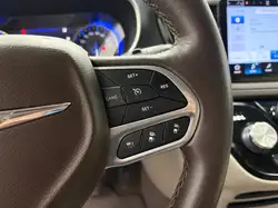Chrysler Pacifica 2021 — фото 23