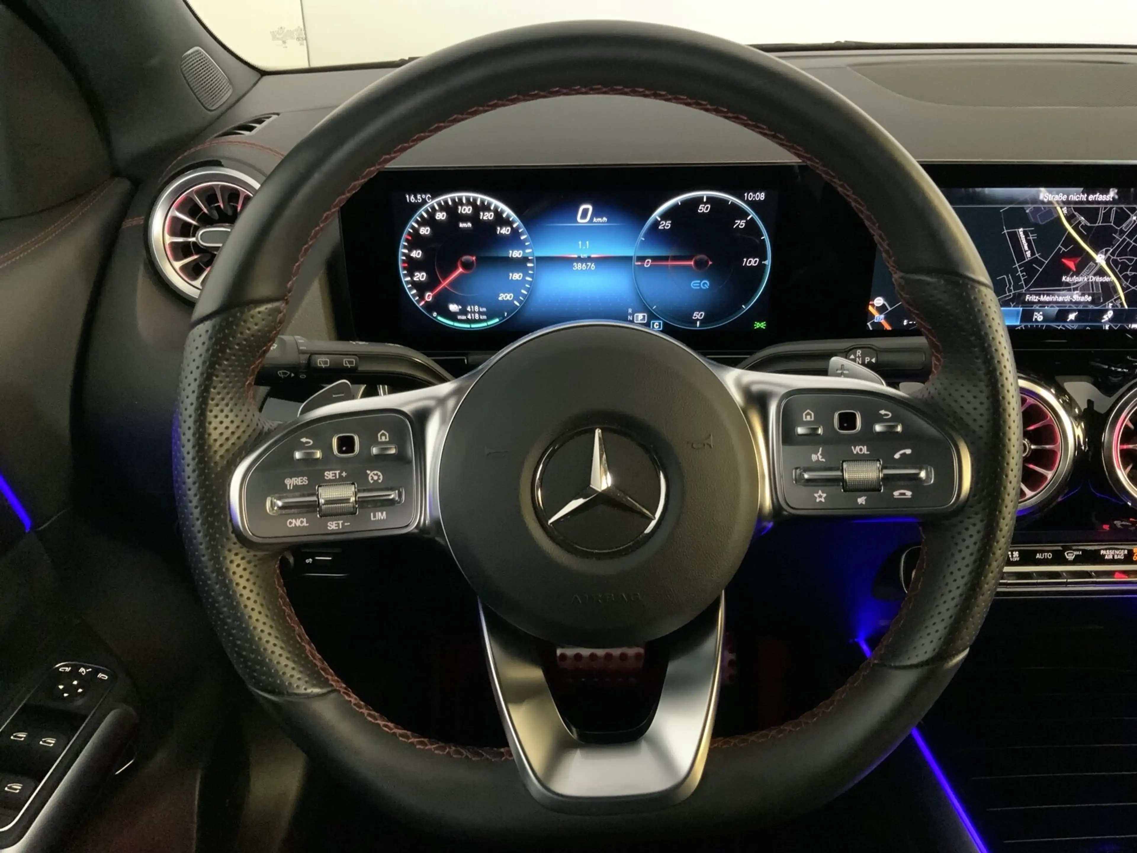 Mercedes-Benz EQA 300 EQA 300 4MATIC  AMG Line Navi/Keyless-Go/Styling — photo 10