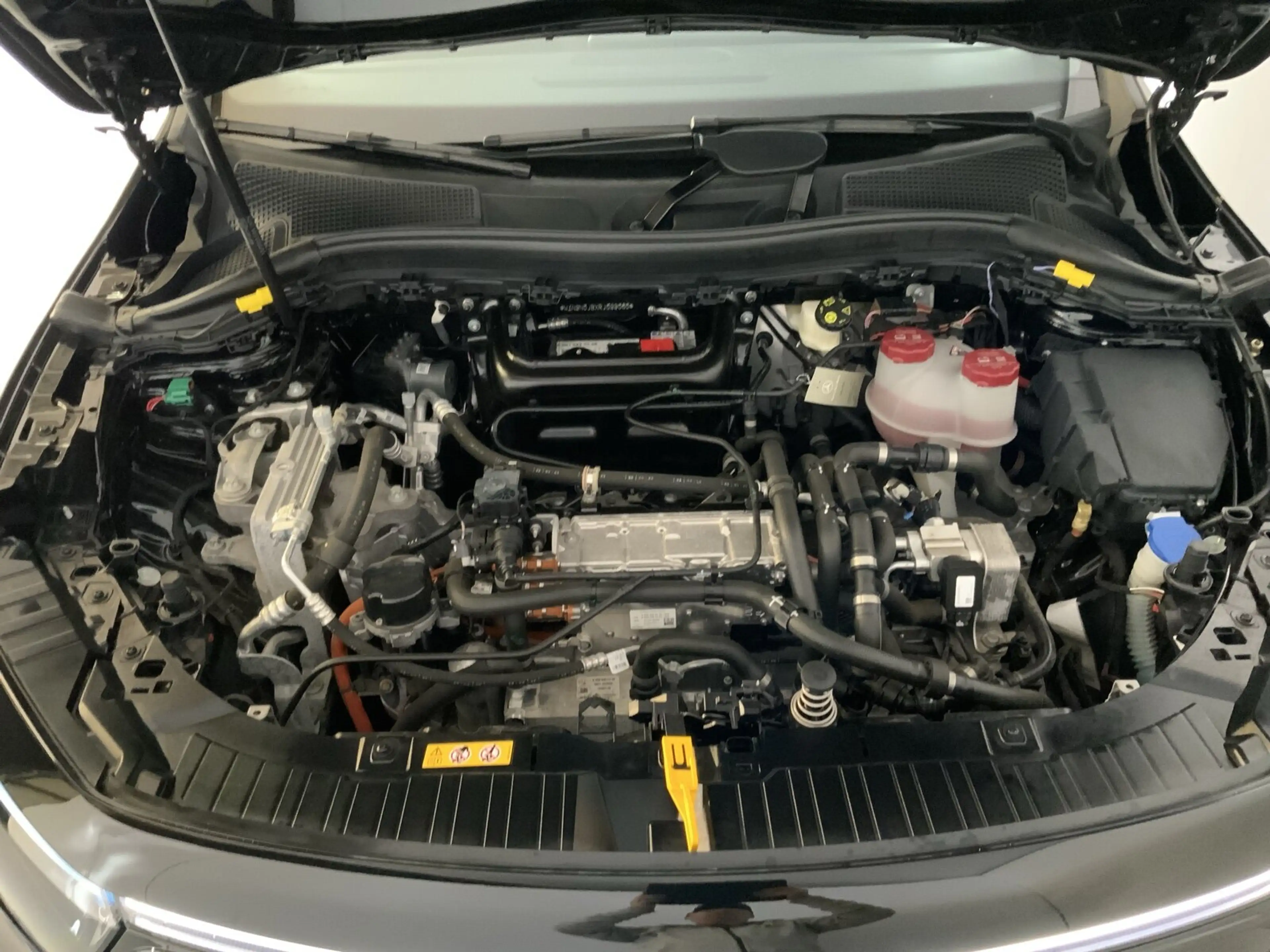 Mercedes-Benz EQA 300 EQA 300 4MATIC  AMG Line Navi/Keyless-Go/Styling — photo 13