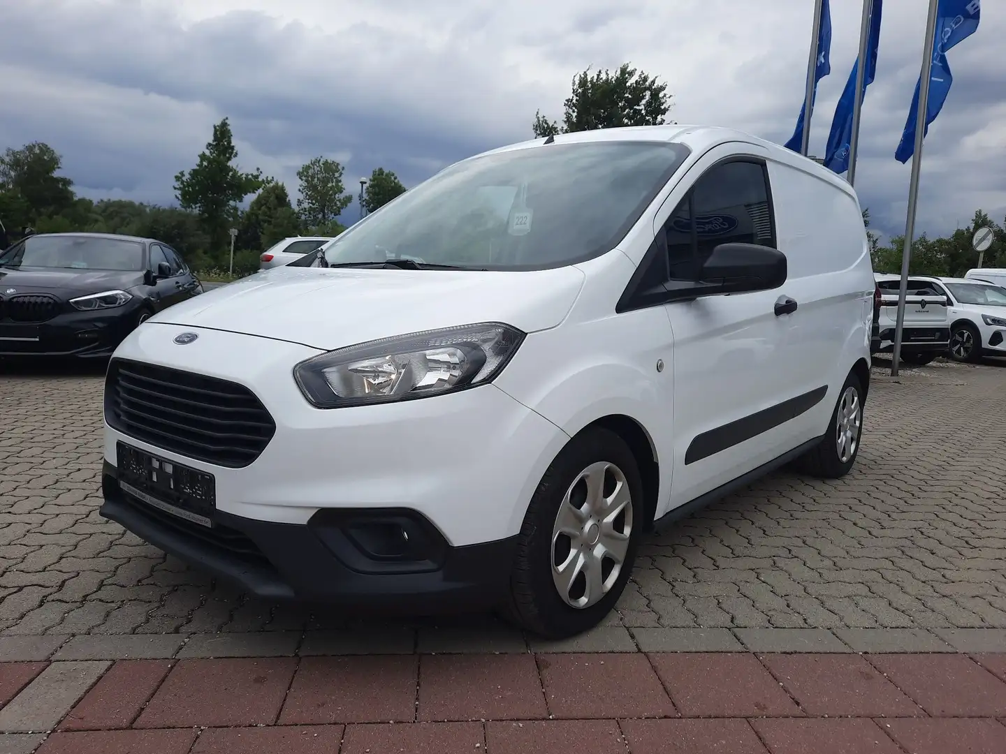 Ford Transit Courier 1.5 TDCi Trend Klima Weiß - 2