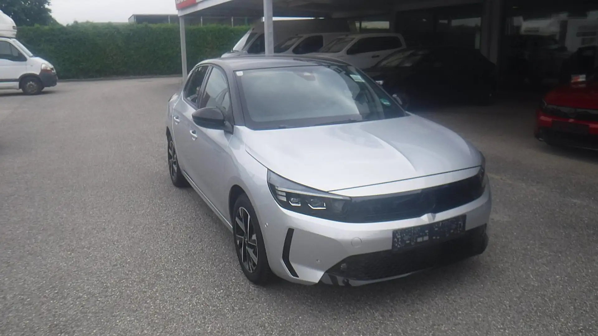 Opel Corsa 1,2 Direct Injection Turbo Euro 6.4  GS Silber - 2