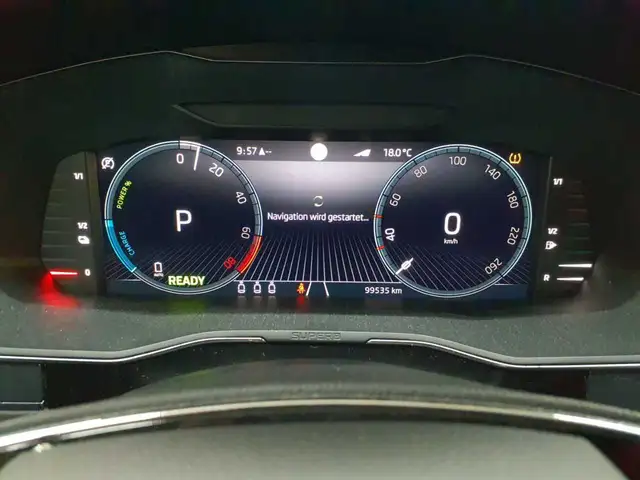 Skoda Superb view 11