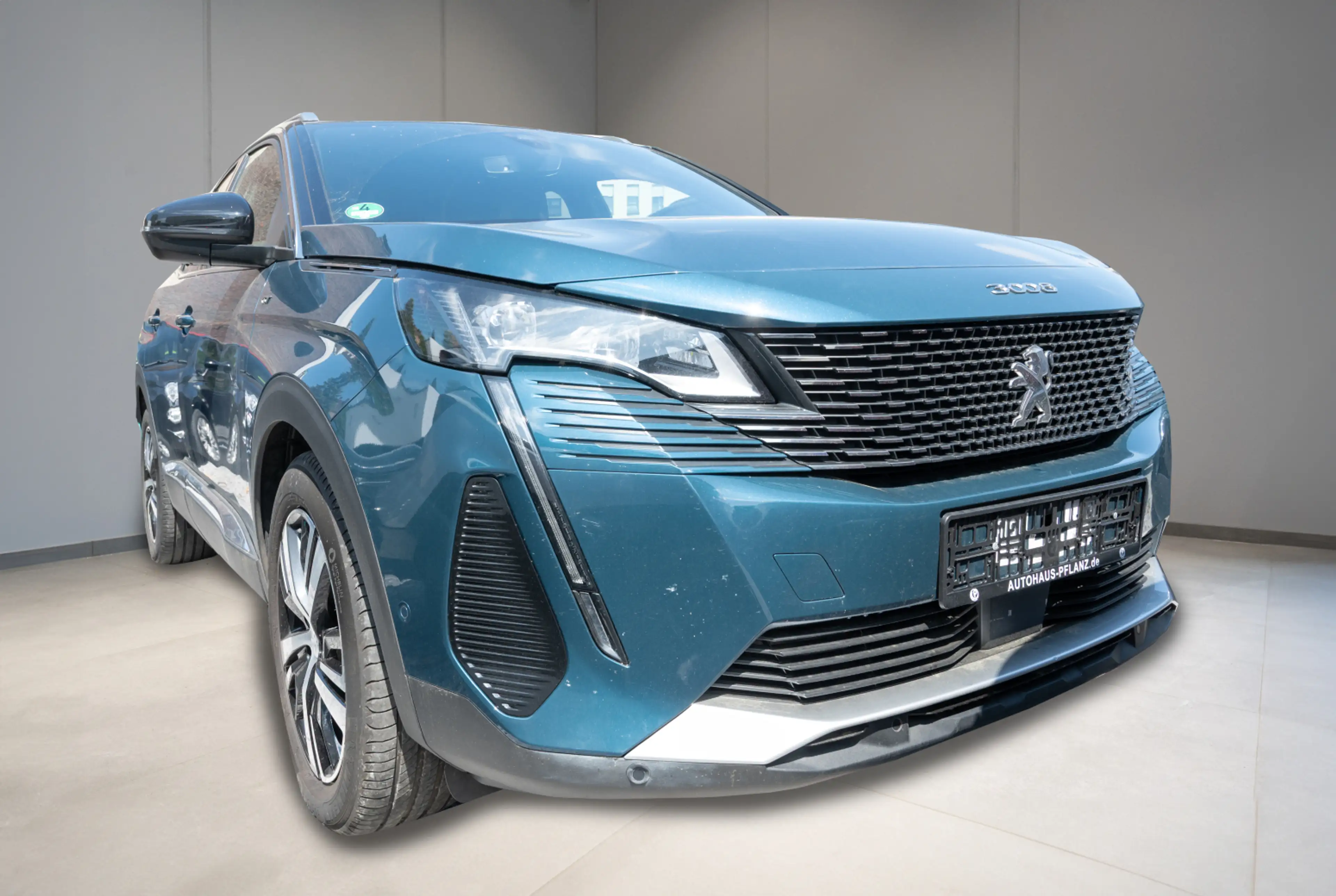 Peugeot 3008 GT 1.2 PureTech 130 EAT8 *SHZ*MIRRORSCREEN* 180° KAMERA* — photo 2