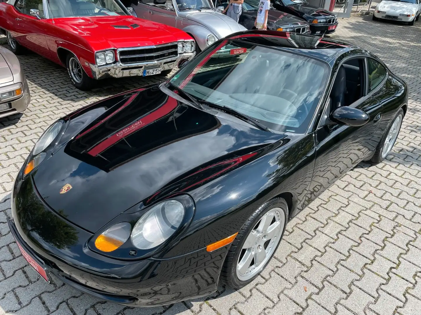 Porsche 996 Coupe , 6-Gg.,-dt., Scheckheft, gr. KD neu Černá - 2
