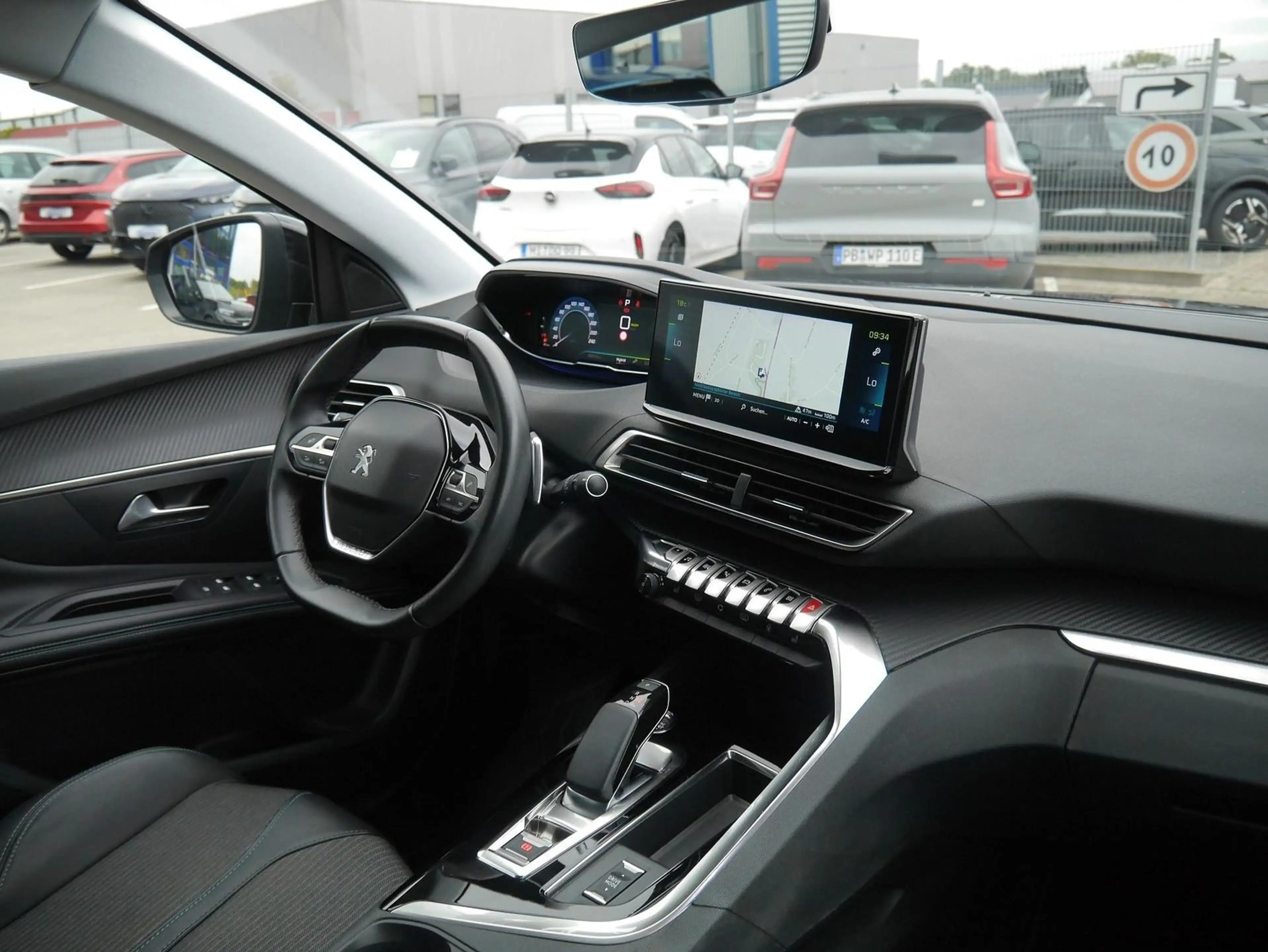 Peugeot 3008 Hybrid 225 LED/Navi/SHZ/Kamera — photo 11