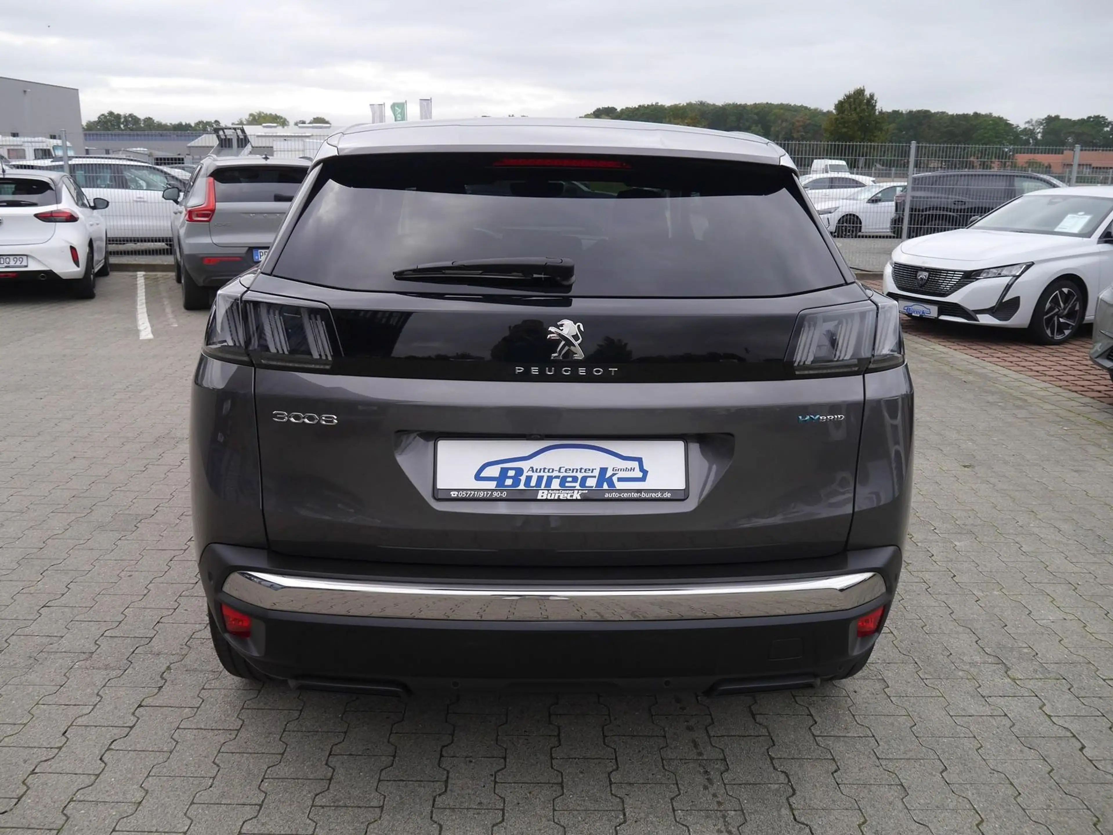 Peugeot 3008 Hybrid 225 LED/Navi/SHZ/Kamera — photo 5