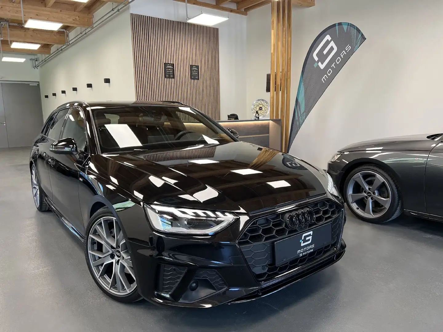 Audi A4 40 TDI SPORT 3X-SLINE COMPETITION ALL BLACK360 VI Schwarz - 1