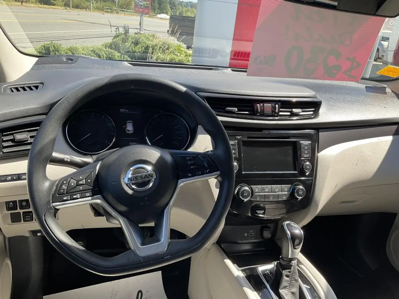 Nissan Qashqai photo Nissan Qashqai