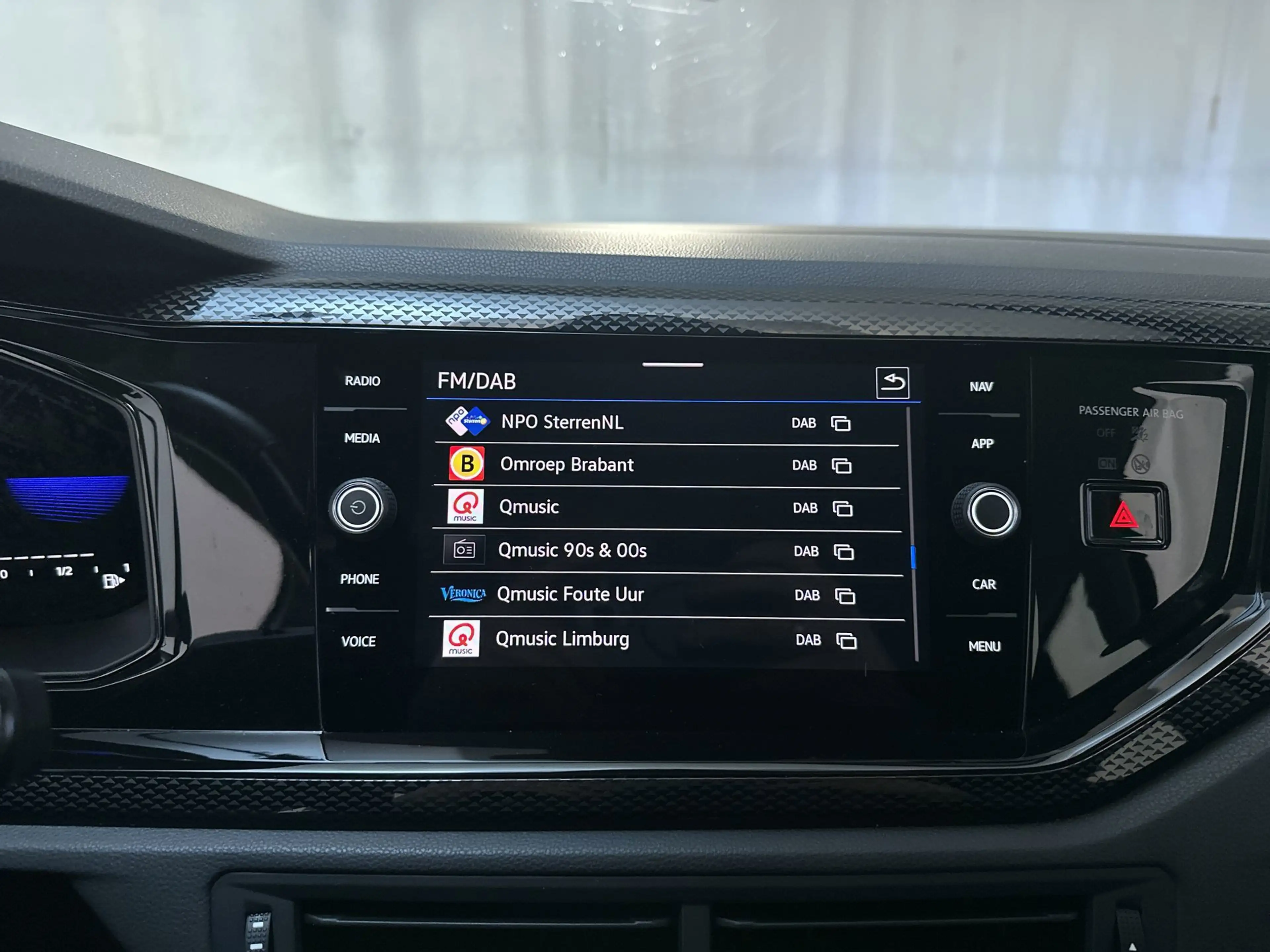 Volkswagen Taigo 1.0 TSI Life Camera Stoelverwarming Navigatie App- — photo 20