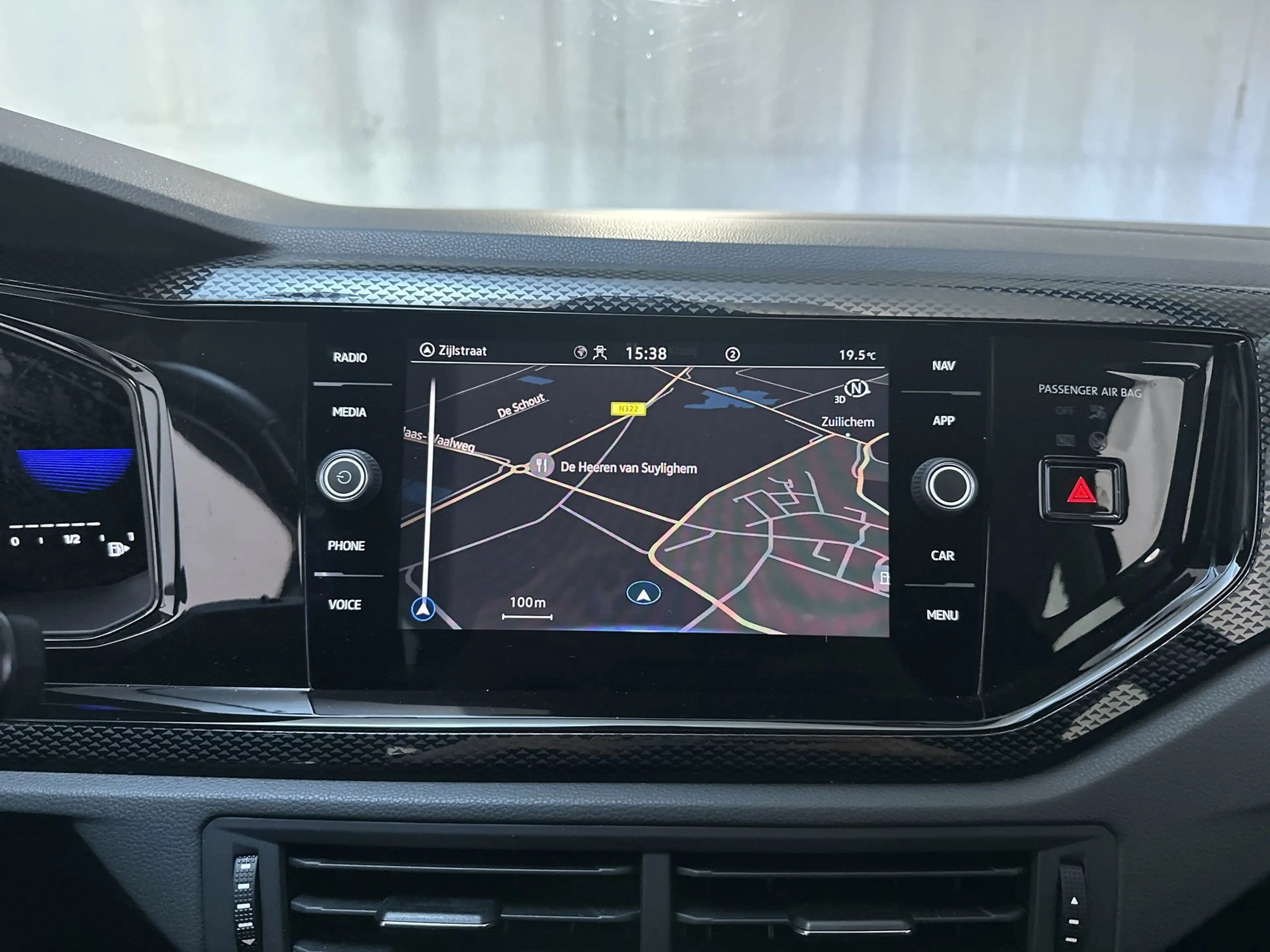 Volkswagen Taigo 1.0 TSI Life Camera Stoelverwarming Navigatie App- — photo 15