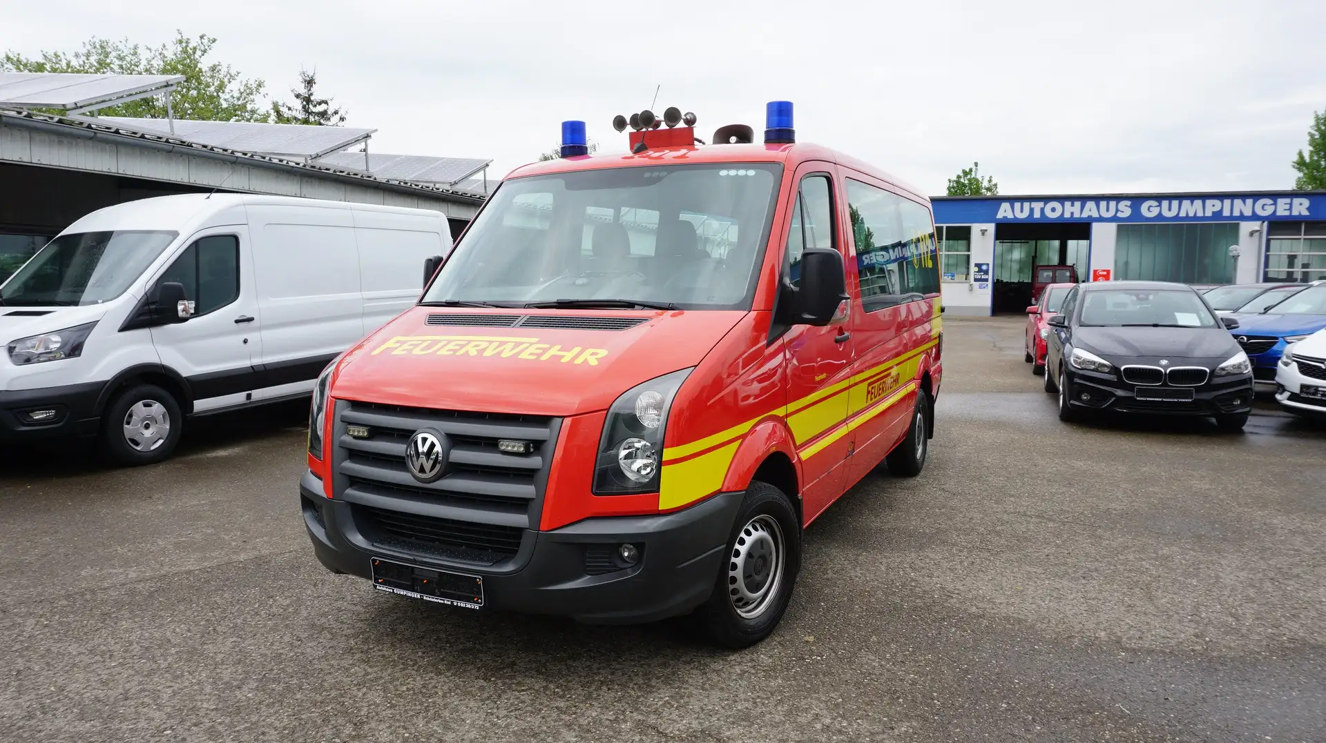 Volkswagen Crafter 35 TDI DPF Automatik ! 9 Sitzer ! Feuerwehr ! FFW Červená - 1
