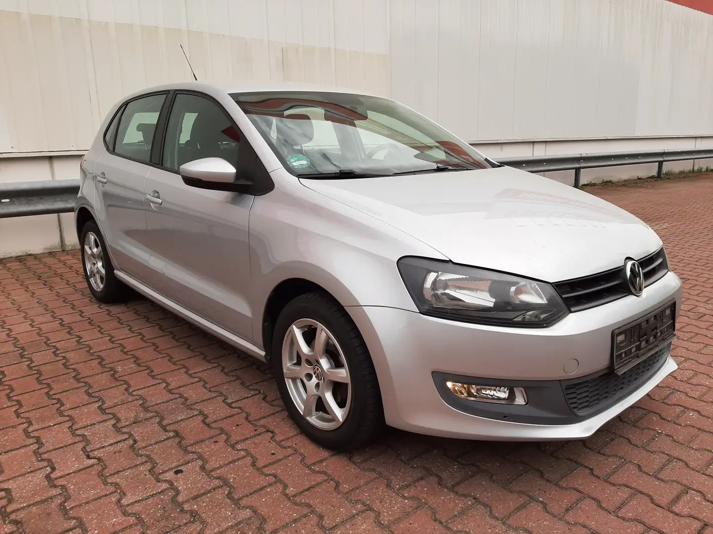 Volkswagen Polo 1.4 Comfort*Parkhilfe*Standheizung*sehr gepflegt* Zilver - 1