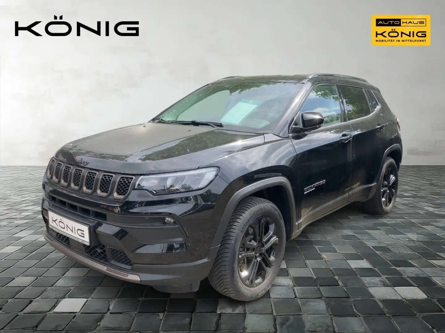 Jeep Compass 1.3 PHEV Upland 4WD *CarPlay*Kamera*LED* Zwart - 1