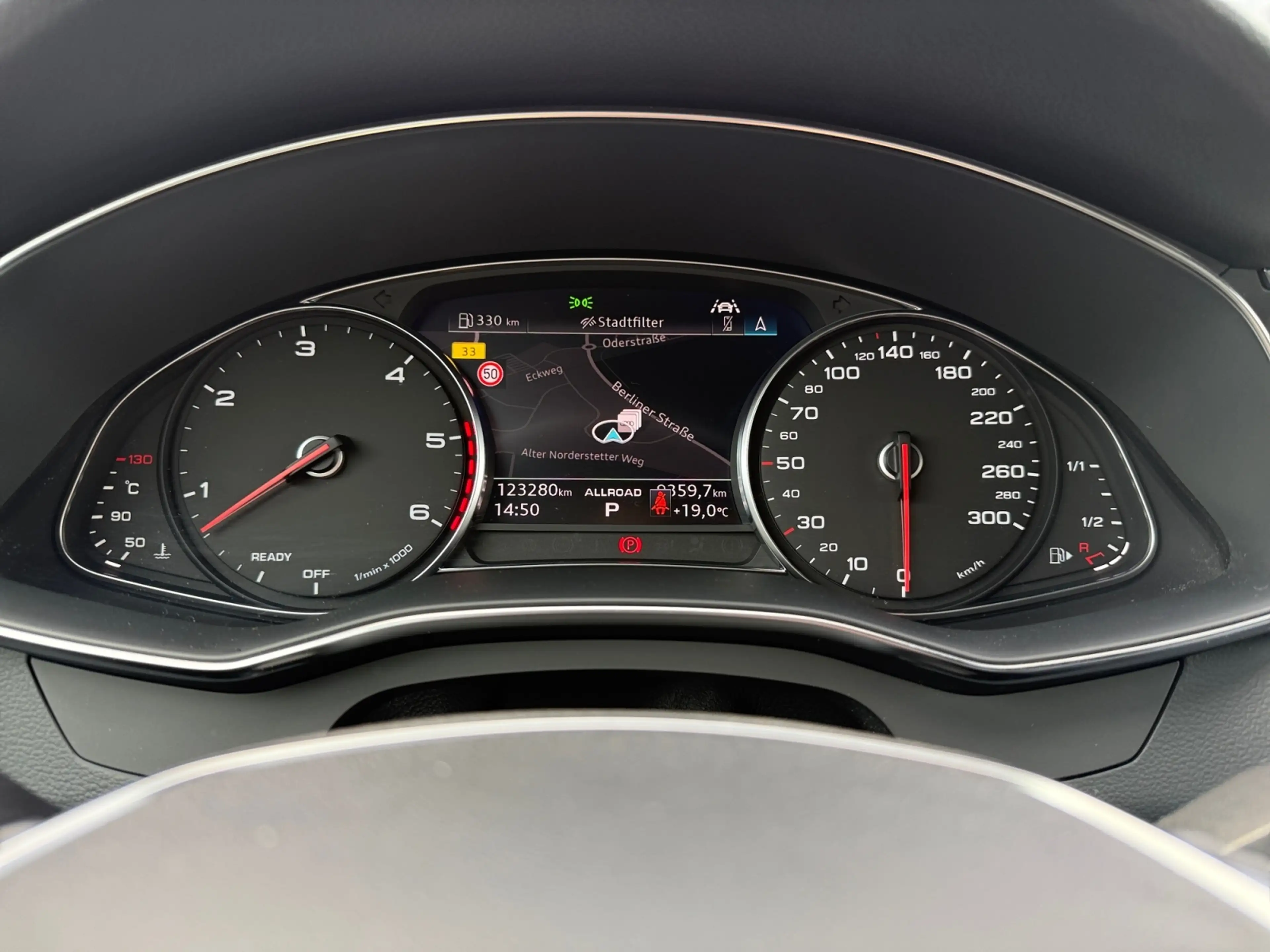 Audi A6 allroad 3.0 TDI quattro AHK RFK ACC LED Navi — photo 13