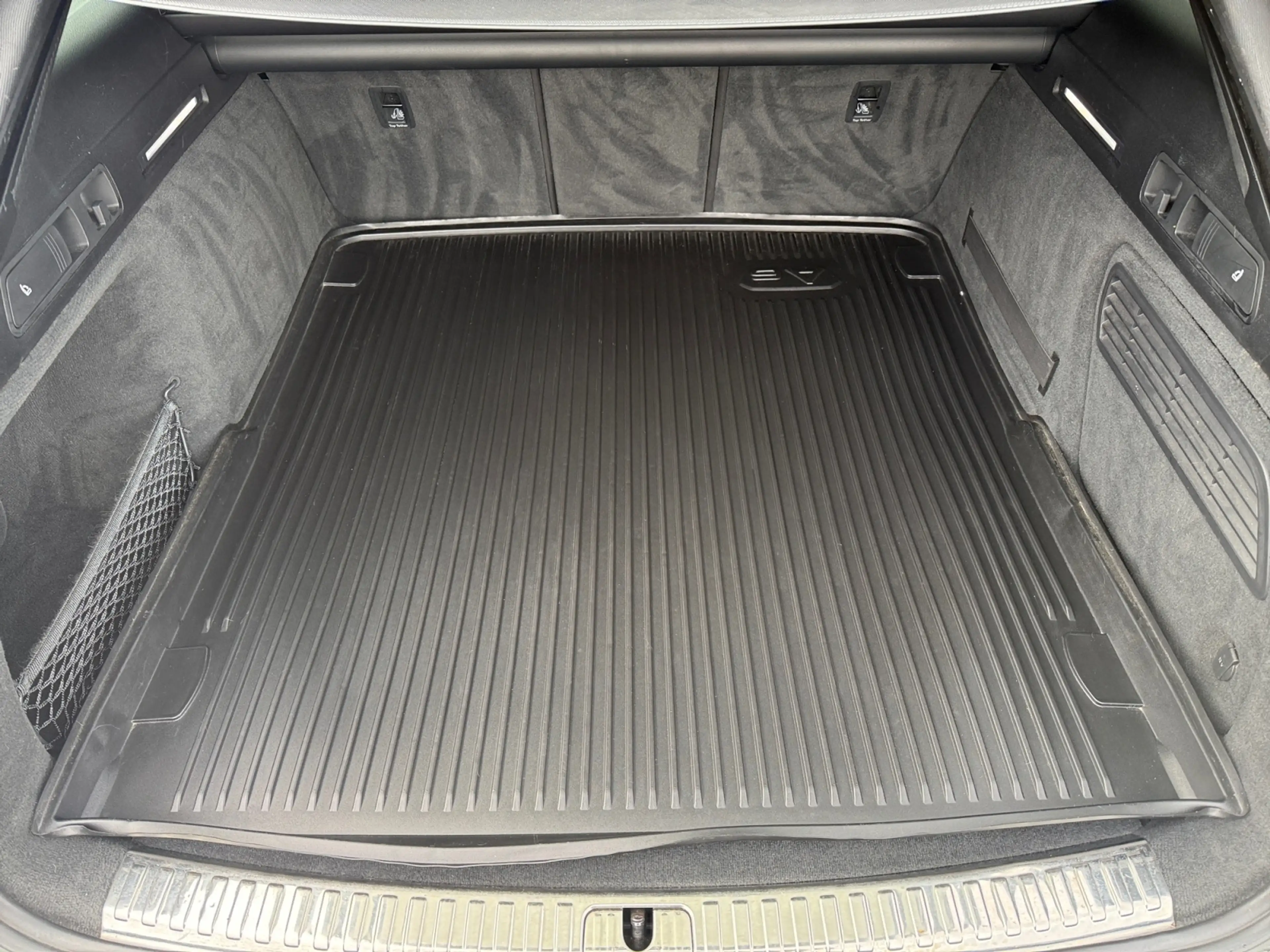 Audi A6 allroad 3.0 TDI quattro AHK RFK ACC LED Navi — photo 11