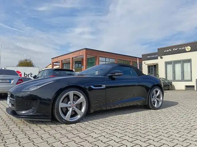 Jaguar F-Type Cabrio 2.0 i4 R-Dynamic rwd 300cv auto my19