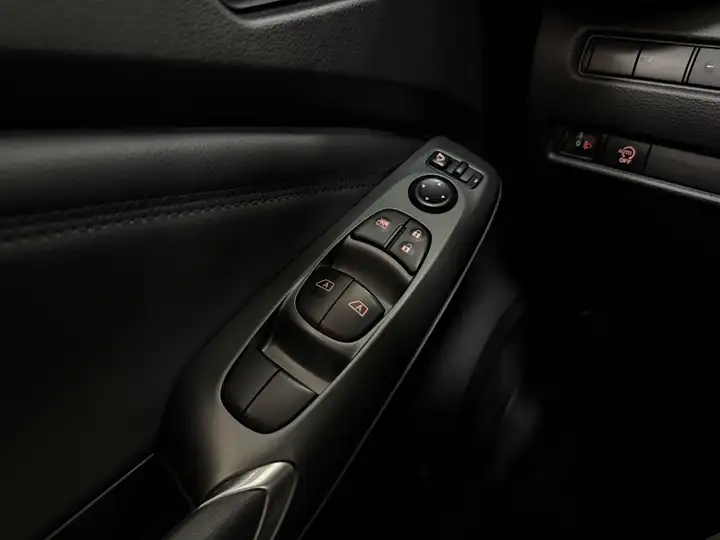 Nissan Juke 2026, foto 28