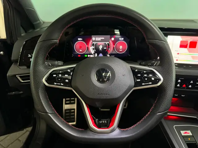 Volkswagen Golf view 13