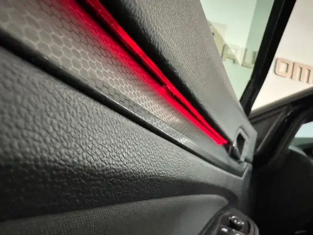 Volkswagen Golf view 19