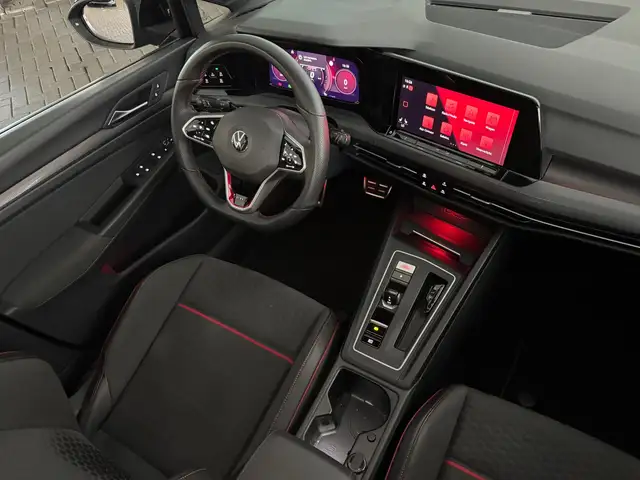 Volkswagen Golf view 25