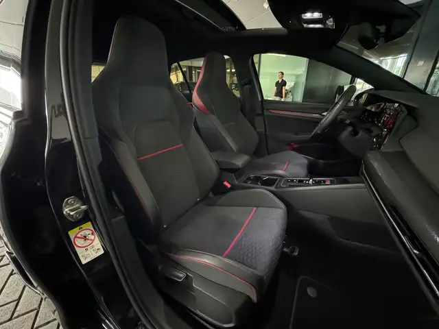 Volkswagen Golf view 27