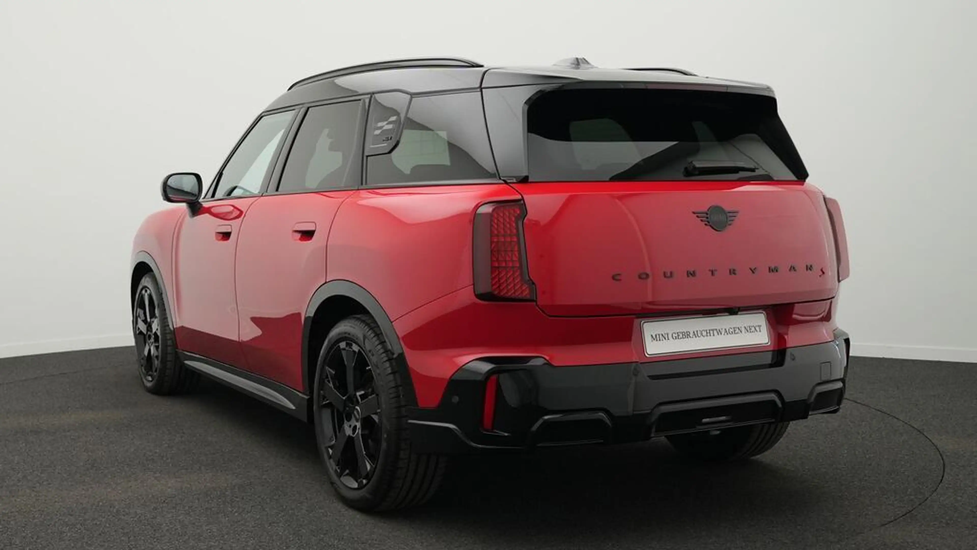 MINI Countryman S All4 John Cooper Works Trim — photo 4