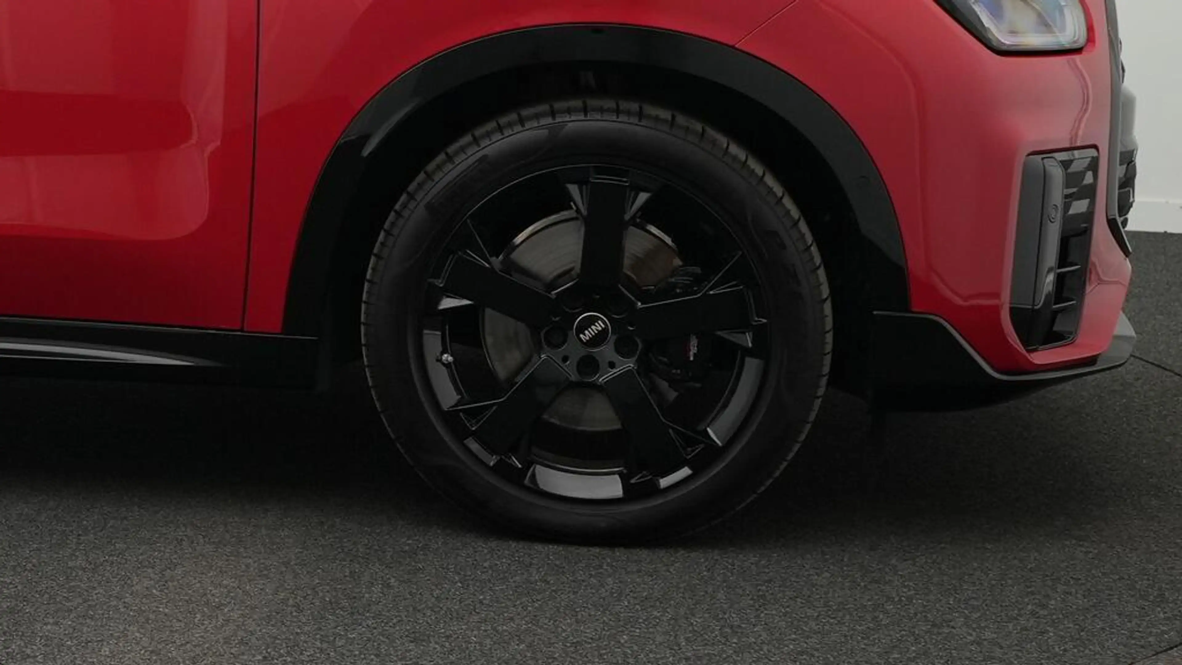 MINI Countryman S All4 John Cooper Works Trim — photo 9