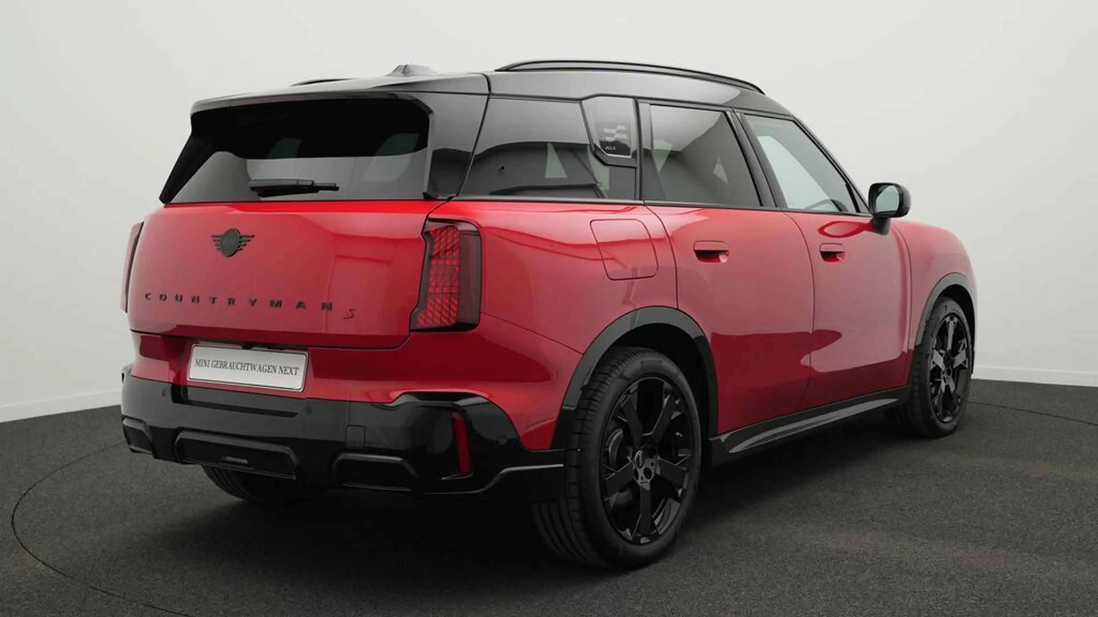 MINI Countryman S All4 John Cooper Works Trim — photo 6