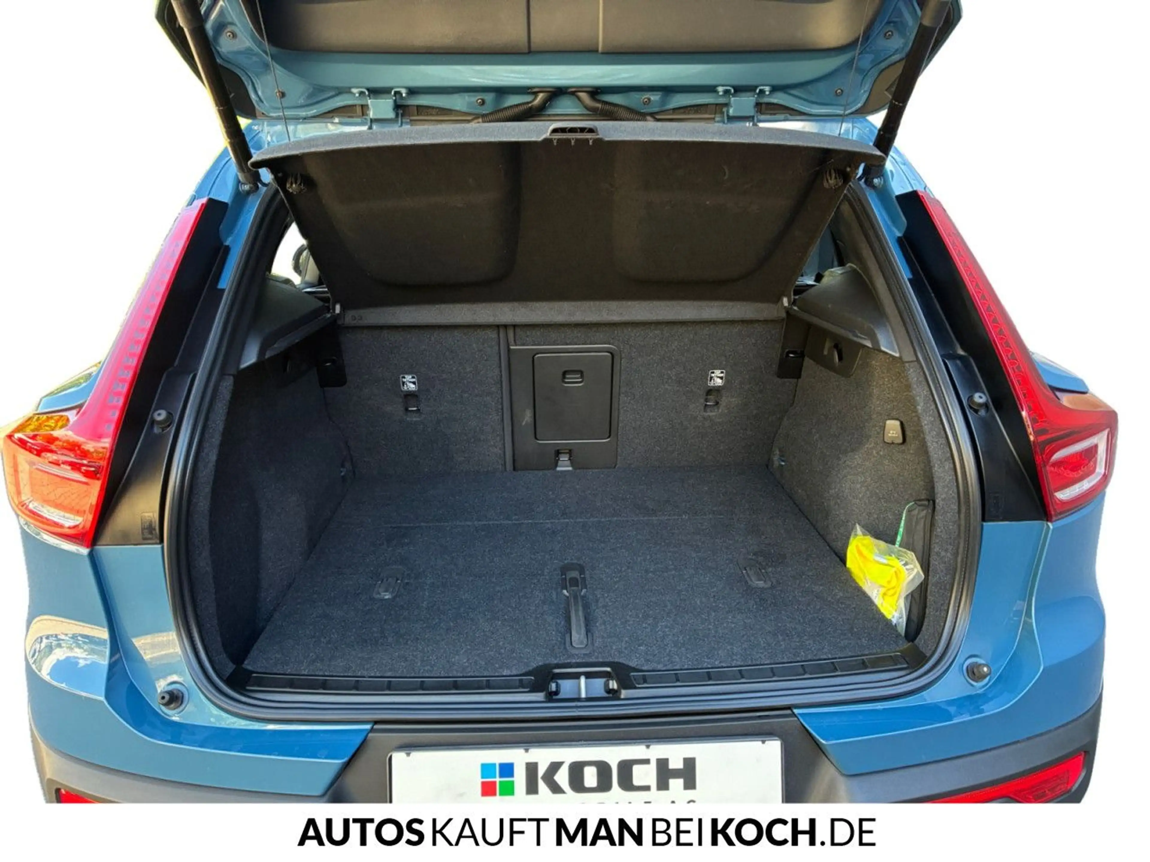 Volvo XC40 B3 B Core ACC SHZ NAVI LED DAB+ — photo 14