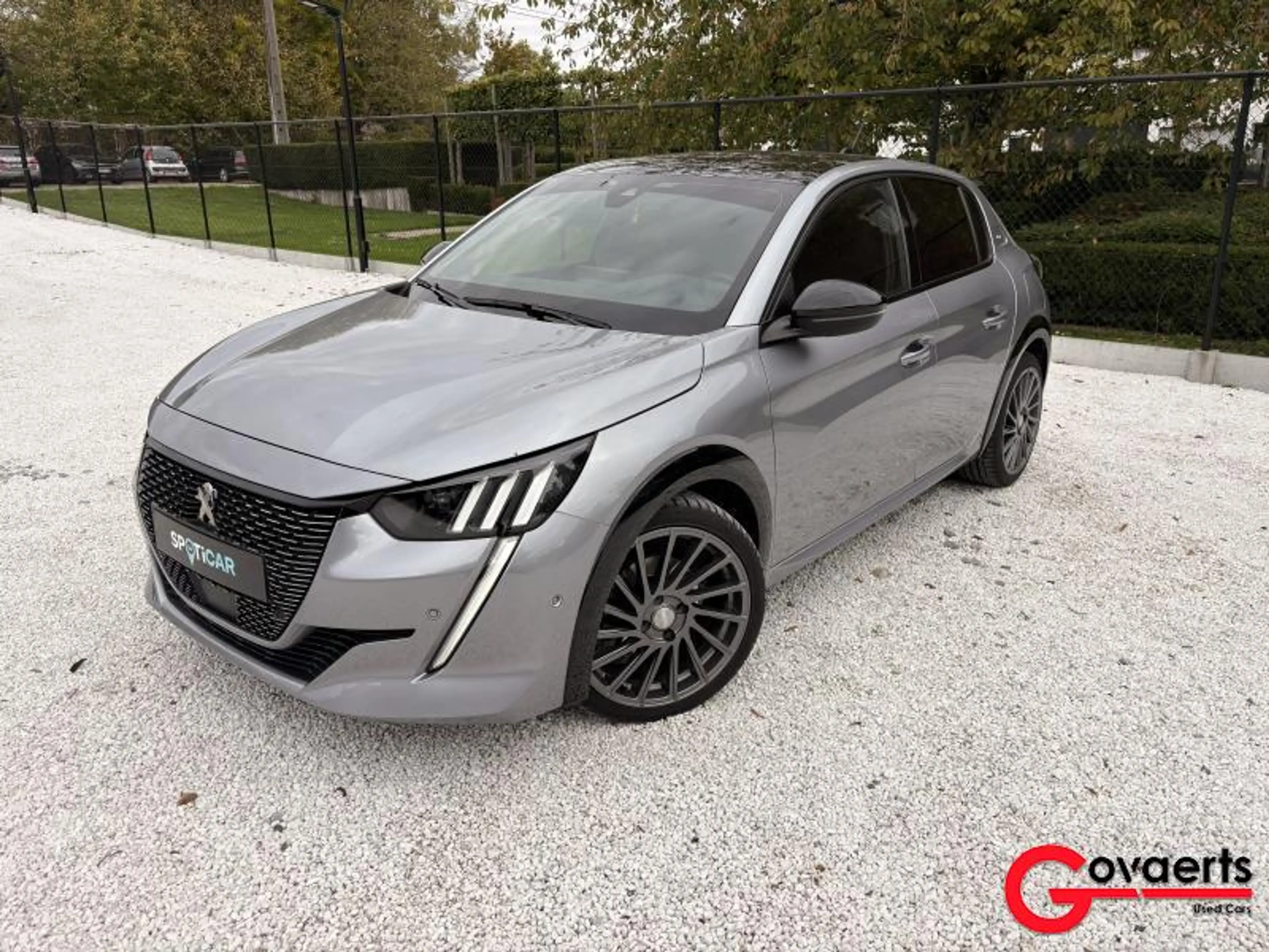 Peugeot 208 GT Line ZETELVERWARMING - BLIND SPOT - AUTOMAAT