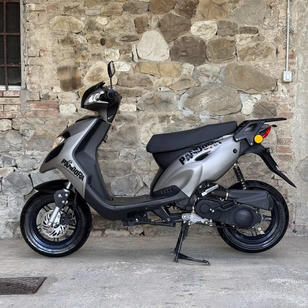 KSR Moto Pandora 50 Perfetto nei Consumi, Unico Proprietario - 2